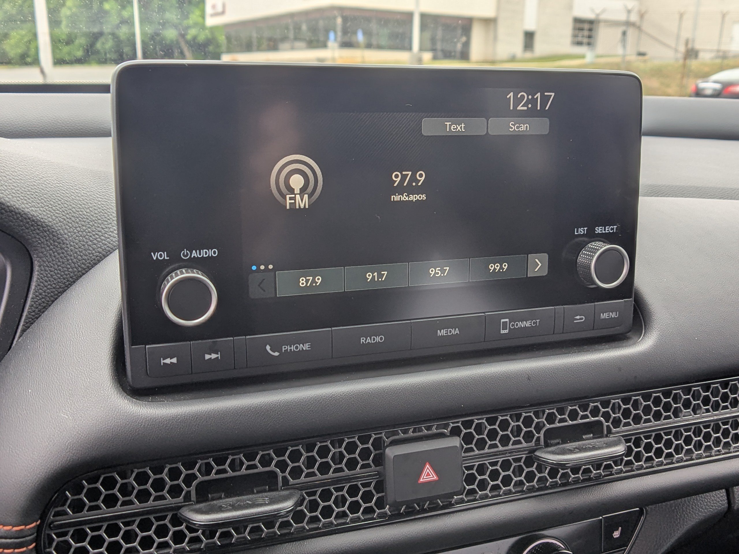 Used 2025 Honda HR-V Sport image 18