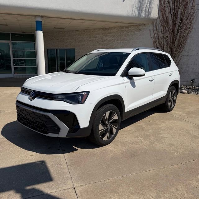 Used 2025 Volkswagen Taos SE