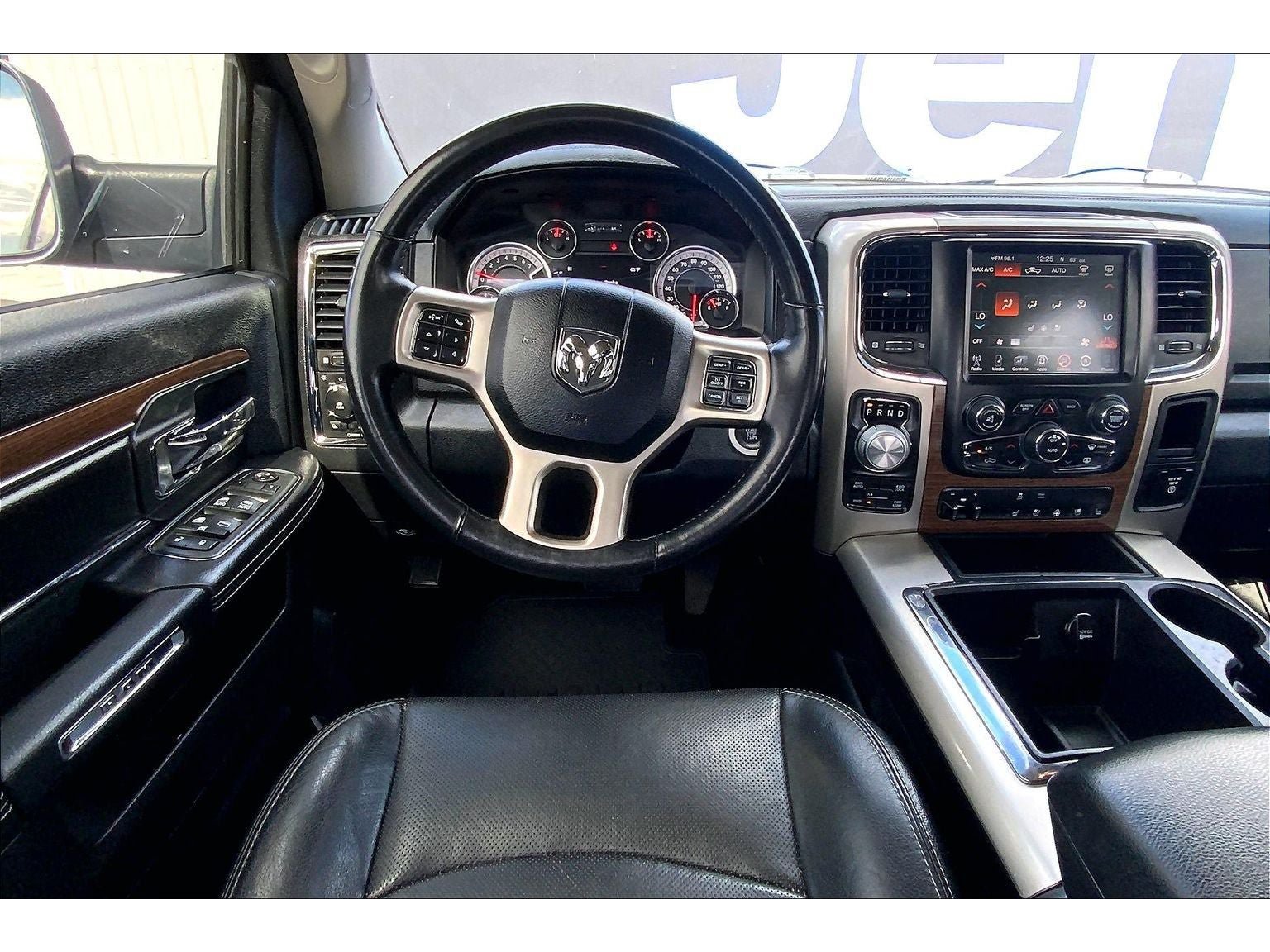 Used 2013 RAM 1500 Laramie w/ Convenience Group AWD/4WD image 5