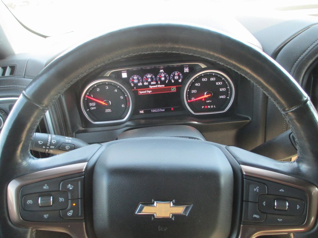 Used 2020 Chevrolet Silverado 1500 High Country w/ Technology Package image 32