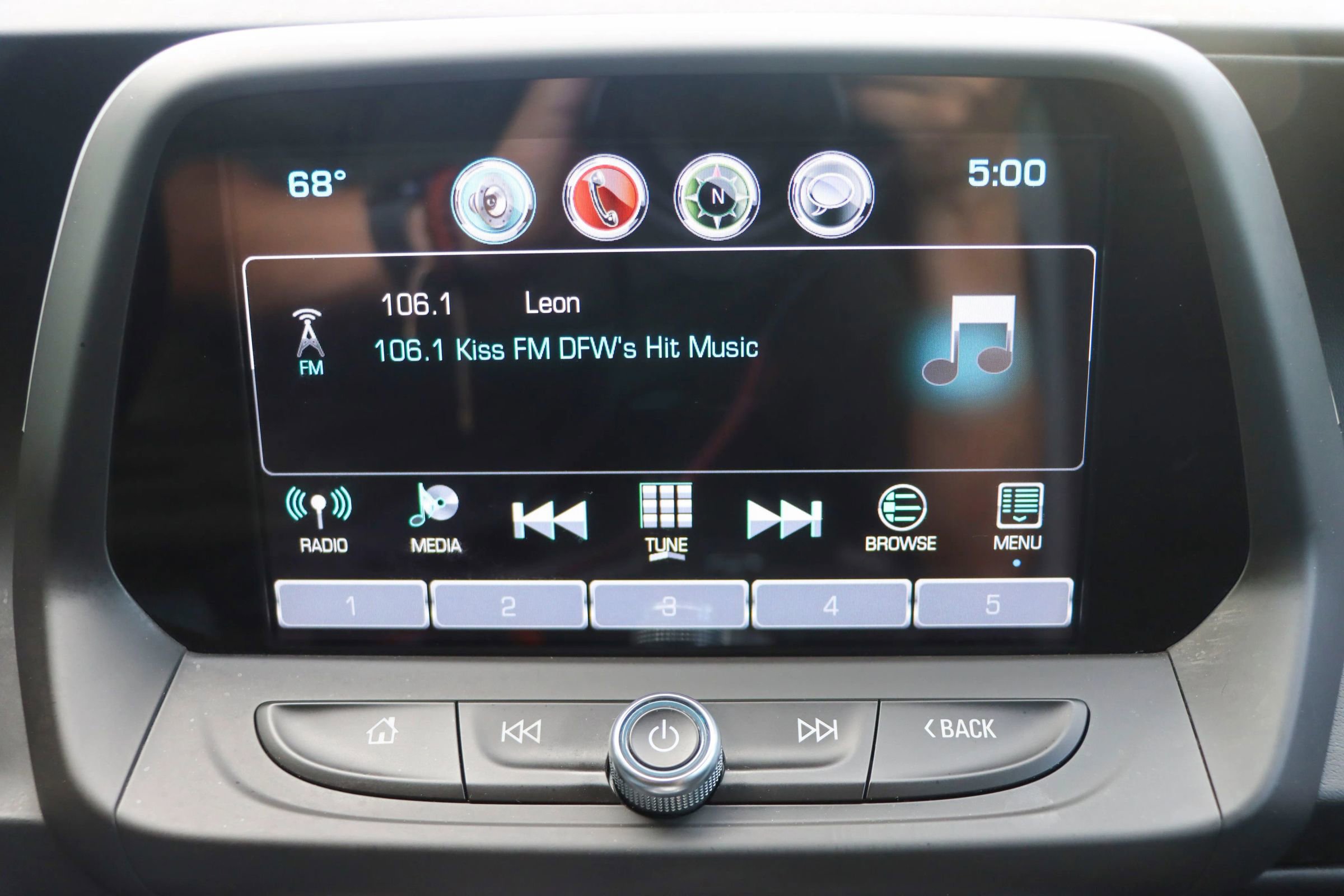 Used 2018 Chevrolet Camaro SS image 29