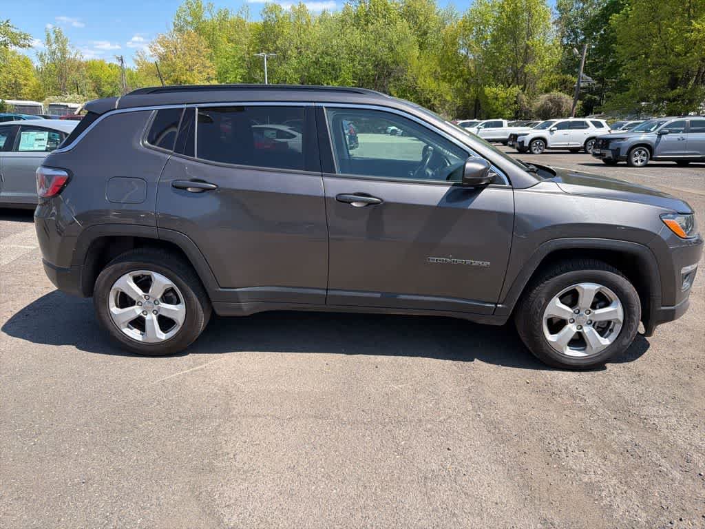 Used 2018 Jeep Compass Latitude w/ Popular Equipment Group AWD/4WD image 20