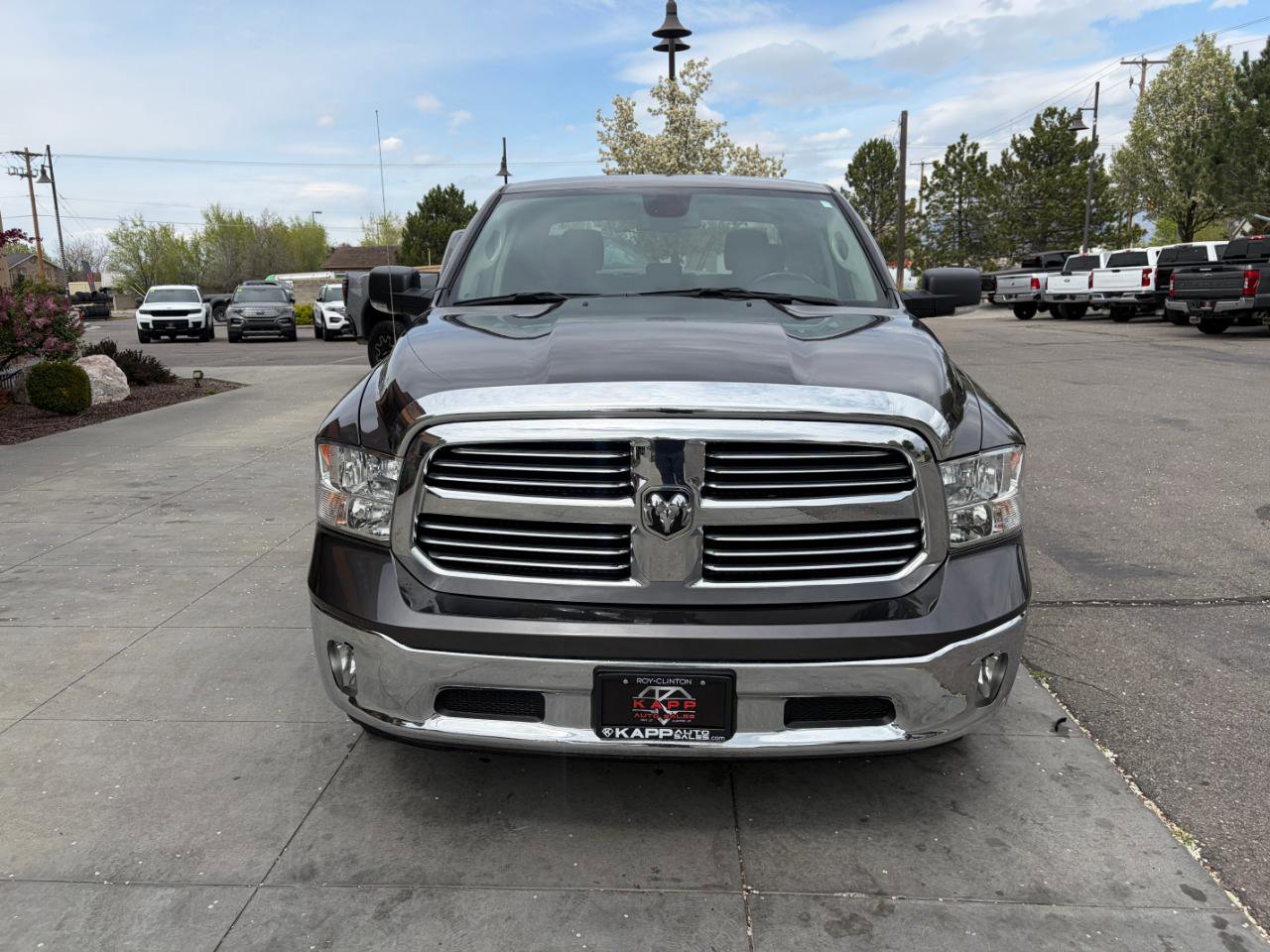 Used 2021 RAM 1500 Classic SLT w/ SLT Plus D￩cor Group image 8