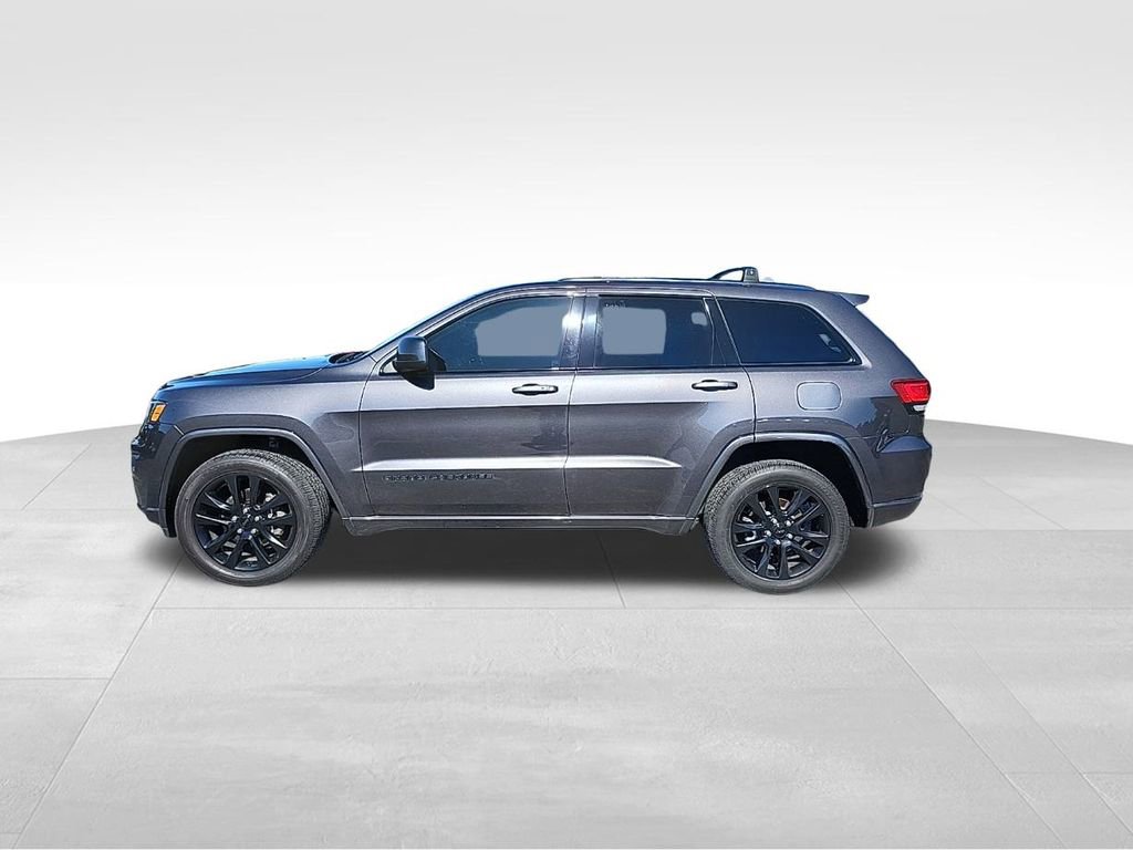 Certified 2020 Jeep Grand Cherokee Altitude AWD/4WD image 9
