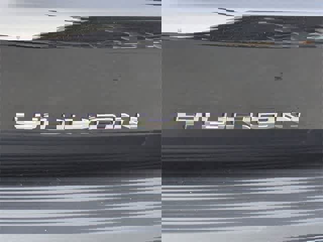 Used 2026 GMC Yukon Denali Ultimate w/ LPO, Floor Liner Package image 13