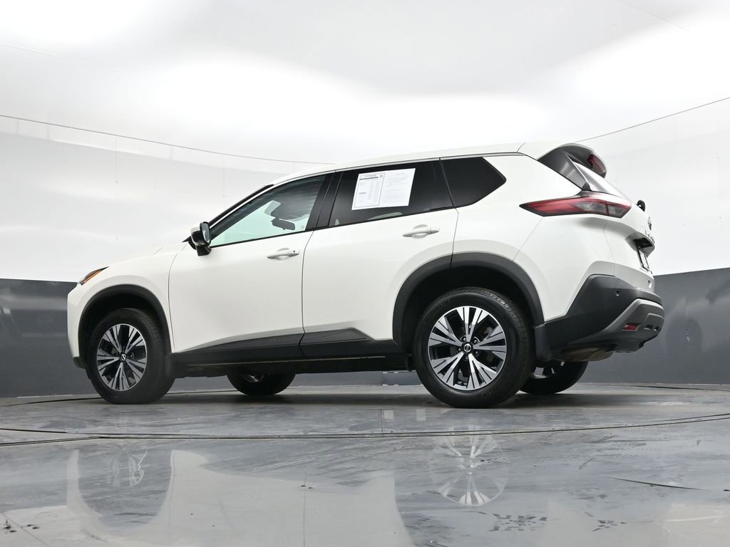 Used 2021 Nissan Rogue SV image 37