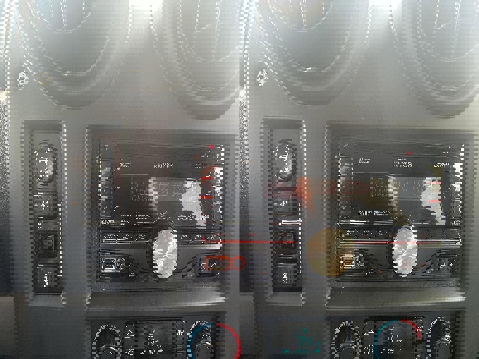 Used 2005 HUMMER H2 SUT AWD/4WD image 27