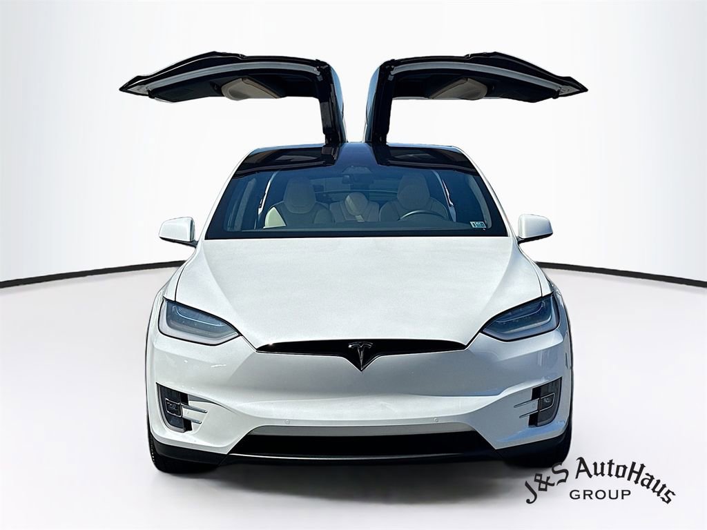 Used 2019 Tesla Model X Long Range image 2