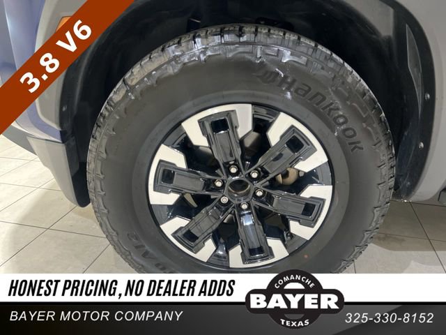 Used 2022 Nissan Frontier Pro-X w/ Technology Package image 29