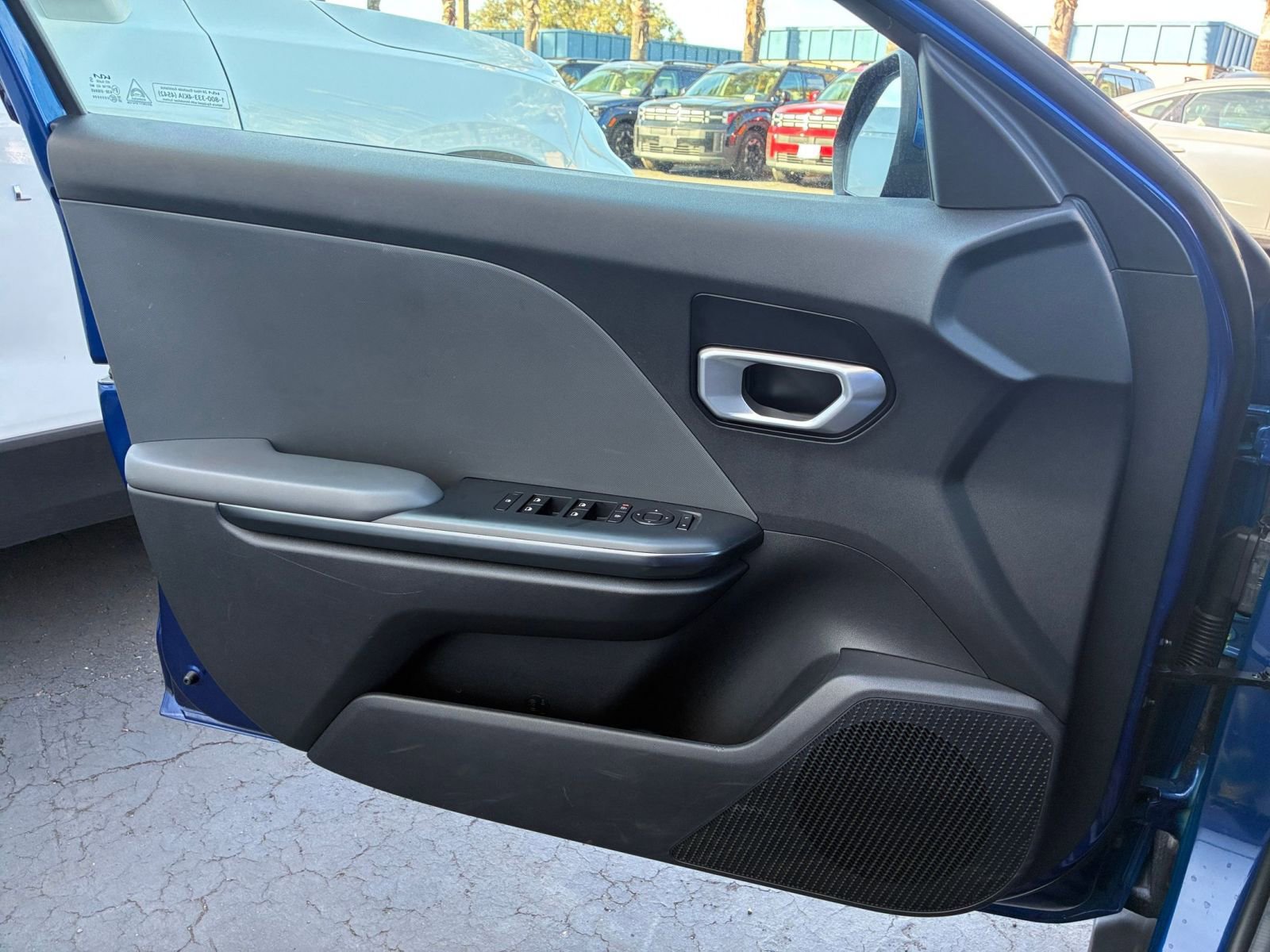 Used 2025 Kia K4 LXS image 18