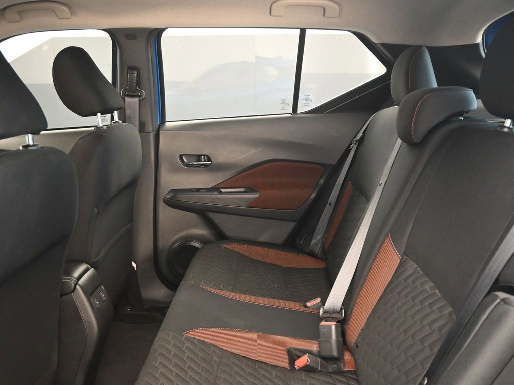 Used 2023 Nissan Kicks SR image 19