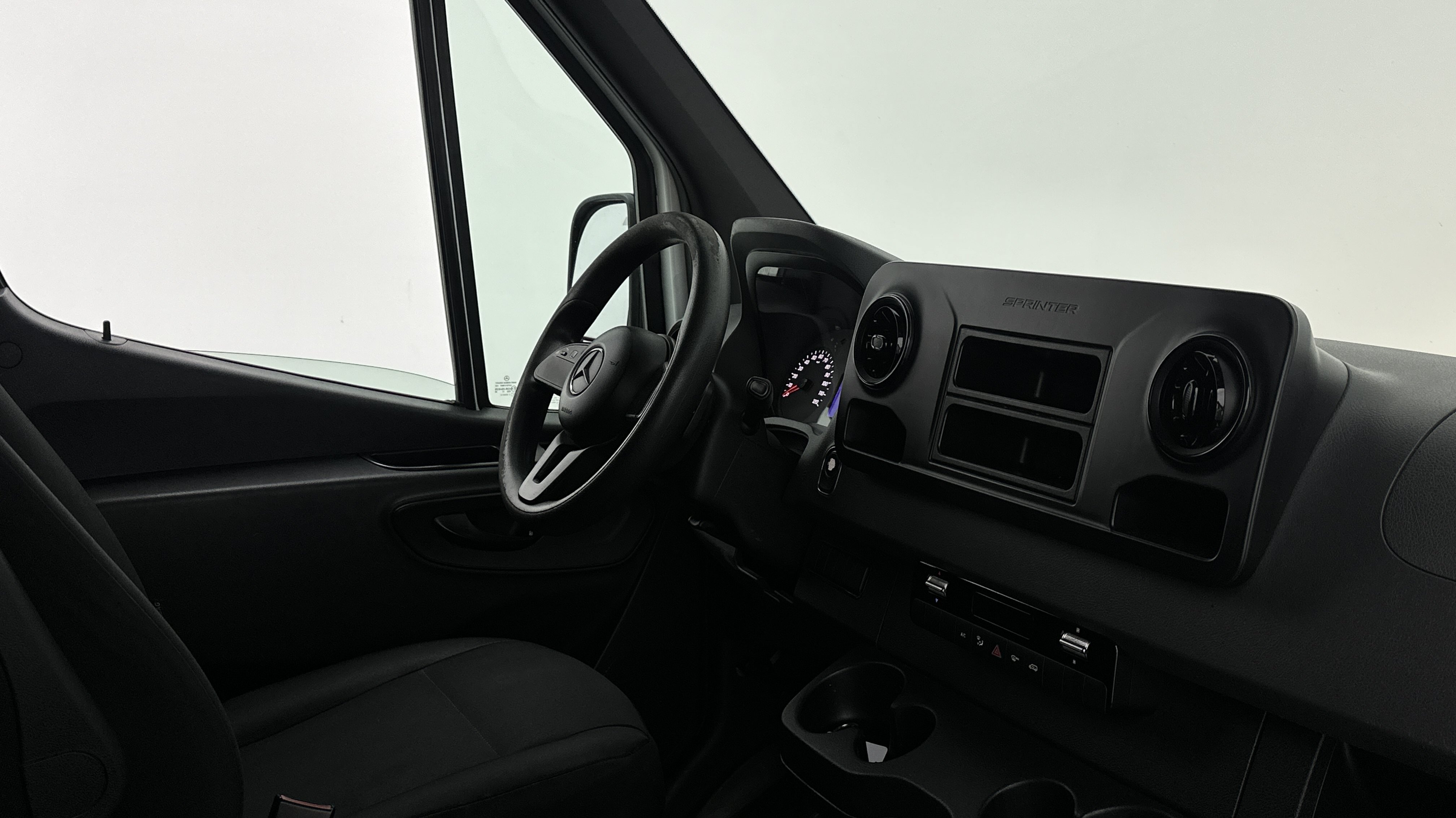 Used 2019 Mercedes-Benz Sprinter 144 Cargo image 26