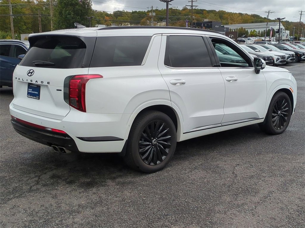 Used 2025 Hyundai Palisade Calligraphy image 3