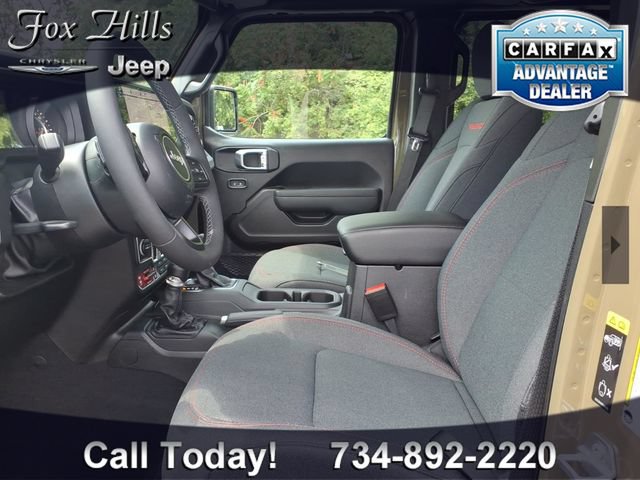 New 2026 Jeep Gladiator Rubicon w/ Safety Group AWD/4WD image 14