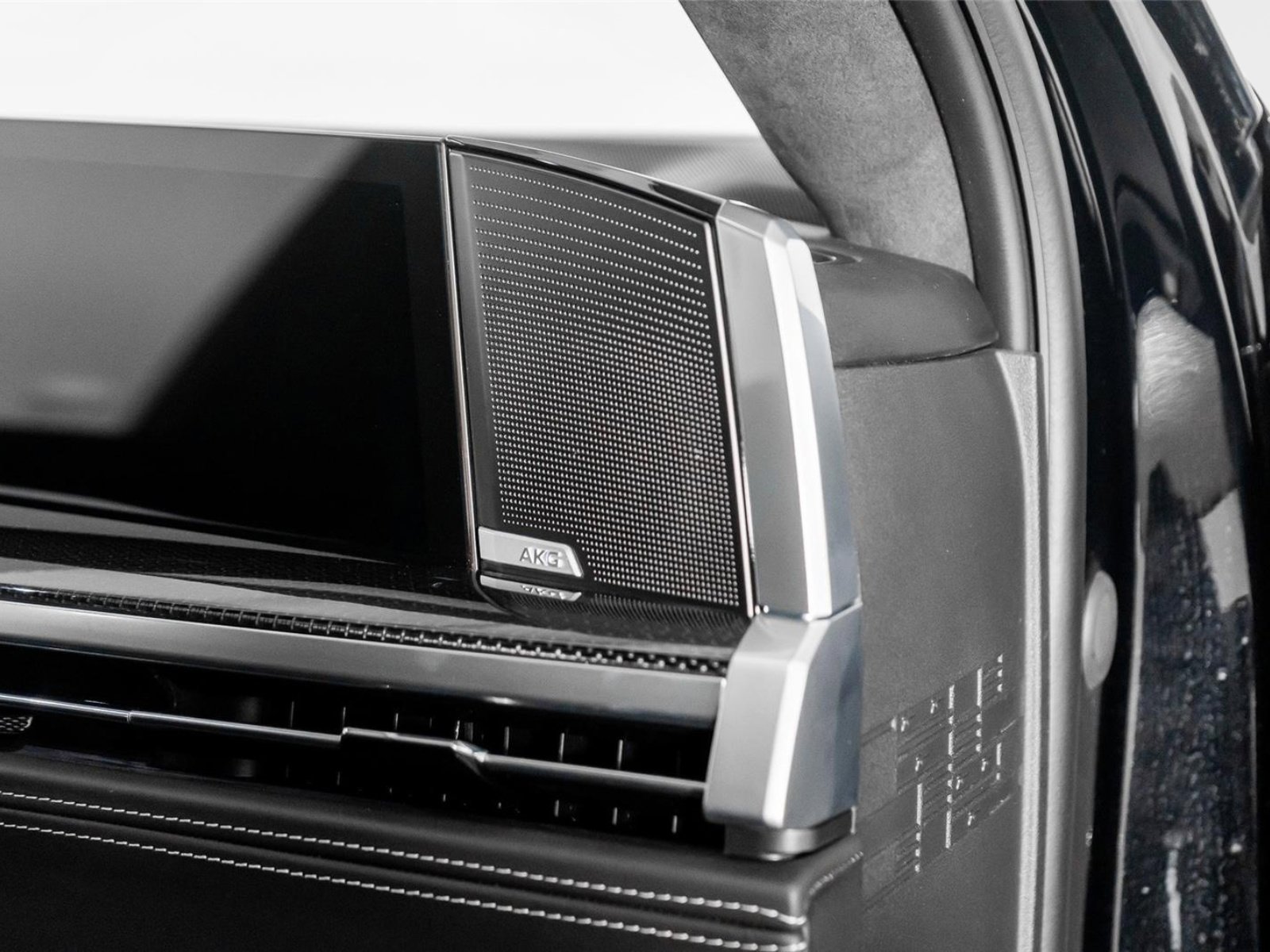 Used 2026 Cadillac Escalade V w/ LPO, Floor Liner Package image 55