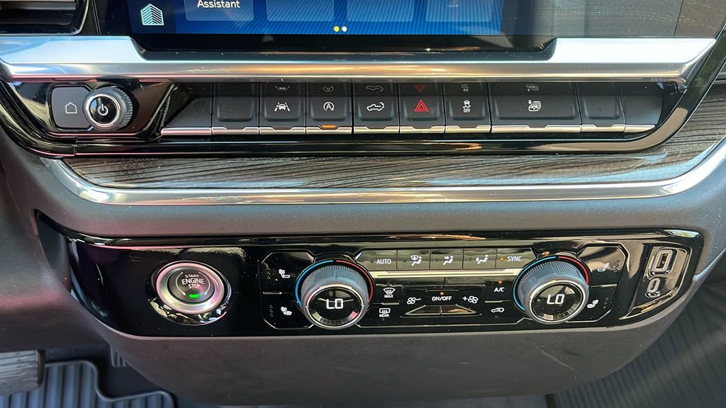 Used 2023 Chevrolet Silverado 1500 LT image 18