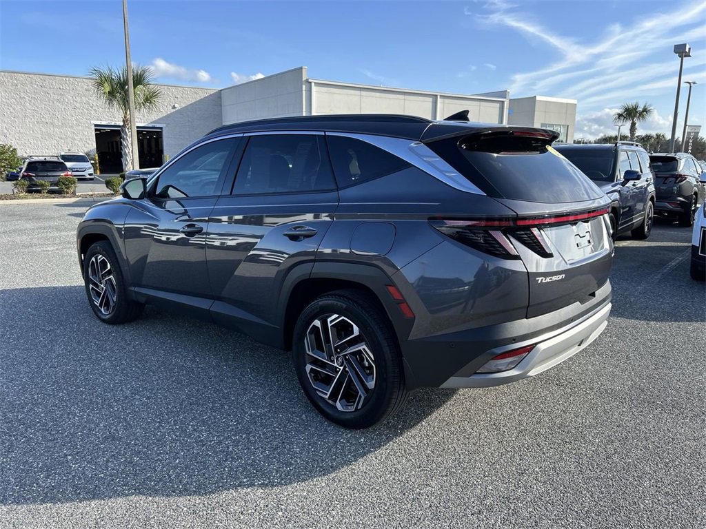 Used 2025 Hyundai Tucson Limited image 11