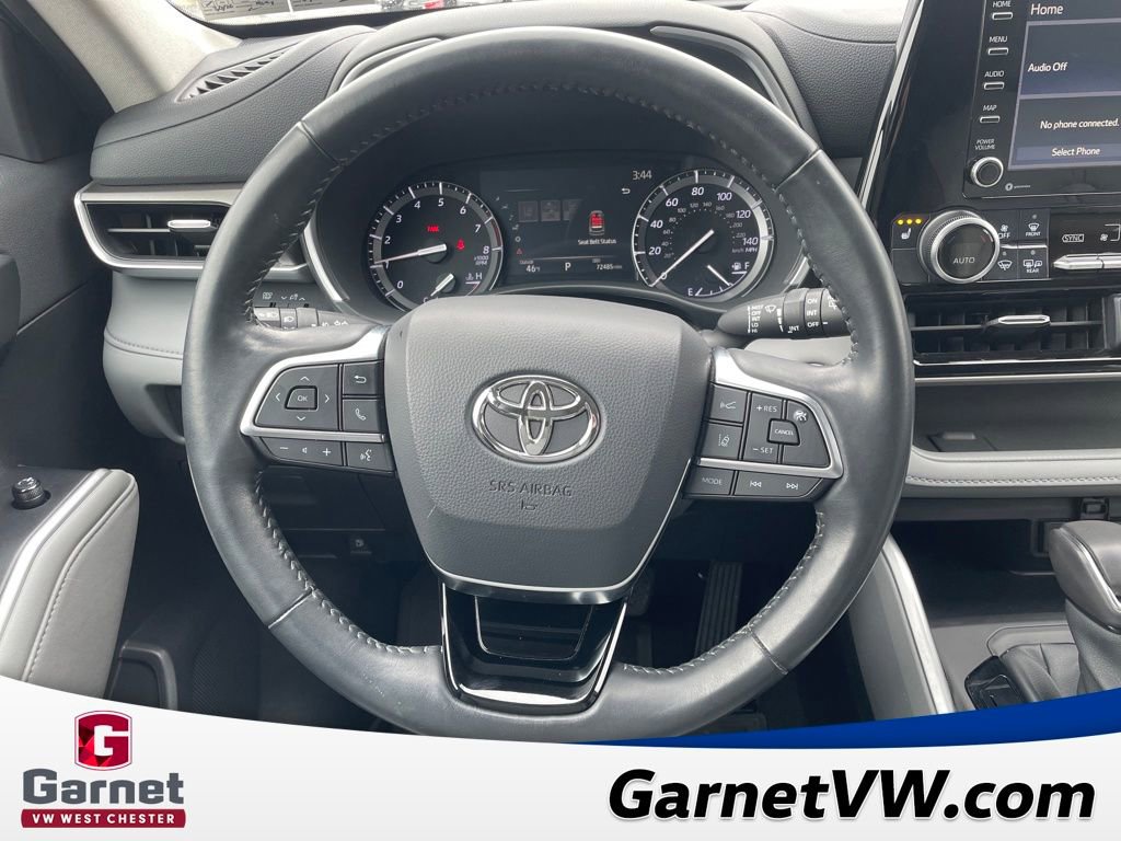 Used 2020 Toyota Highlander XLE image 15