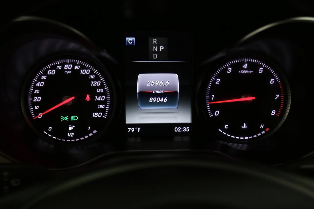 Used 2019 Mercedes-Benz GLC 300 4MATIC image 23