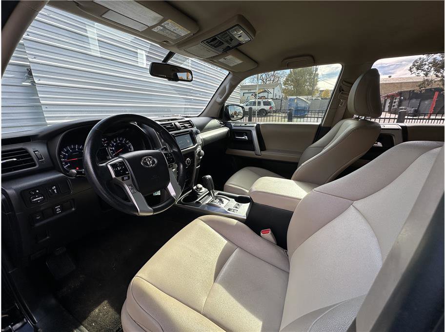 Used 2019 Toyota 4Runner SR5 Premium image 14