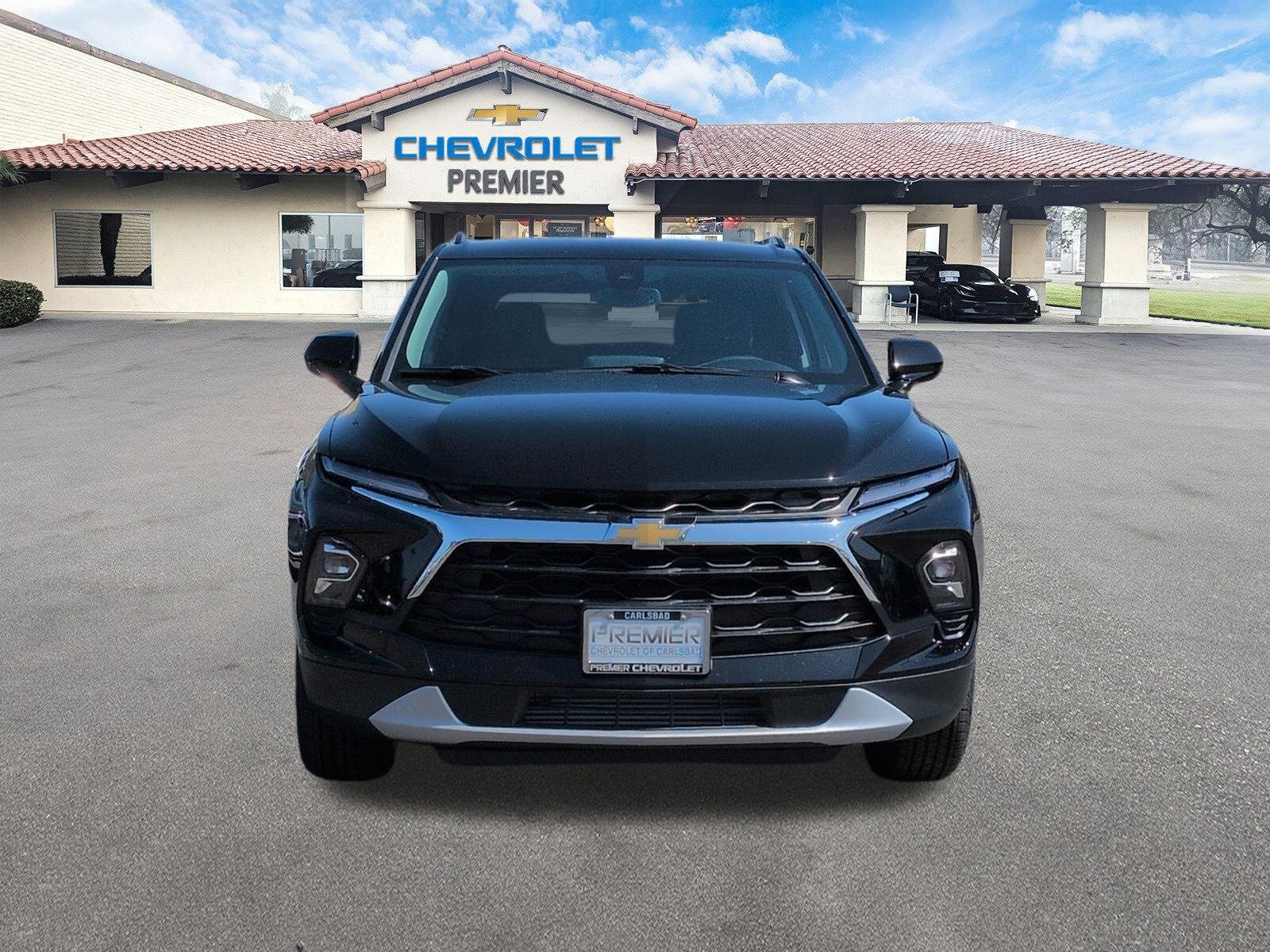 New 2026 Chevrolet Blazer LT w/ Convenience Package FWD image 3