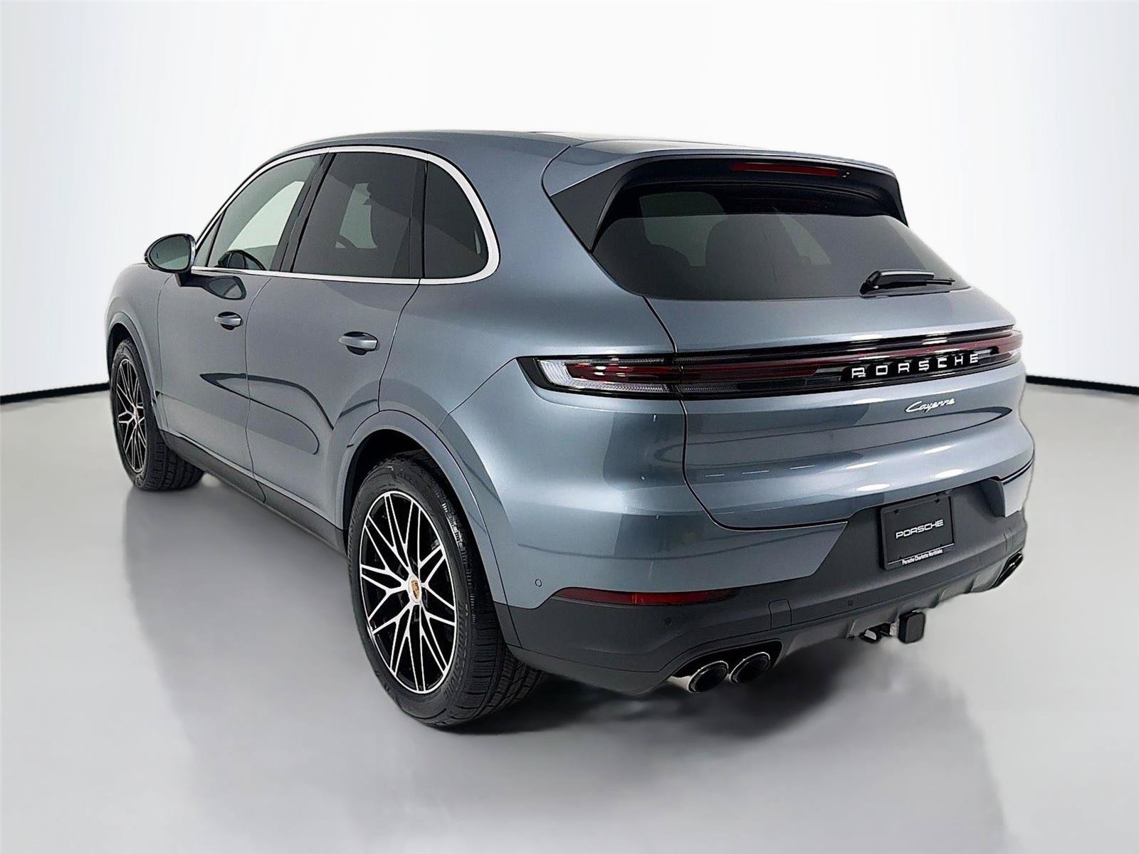 New 2026 Porsche Cayenne AWD/4WD image 3