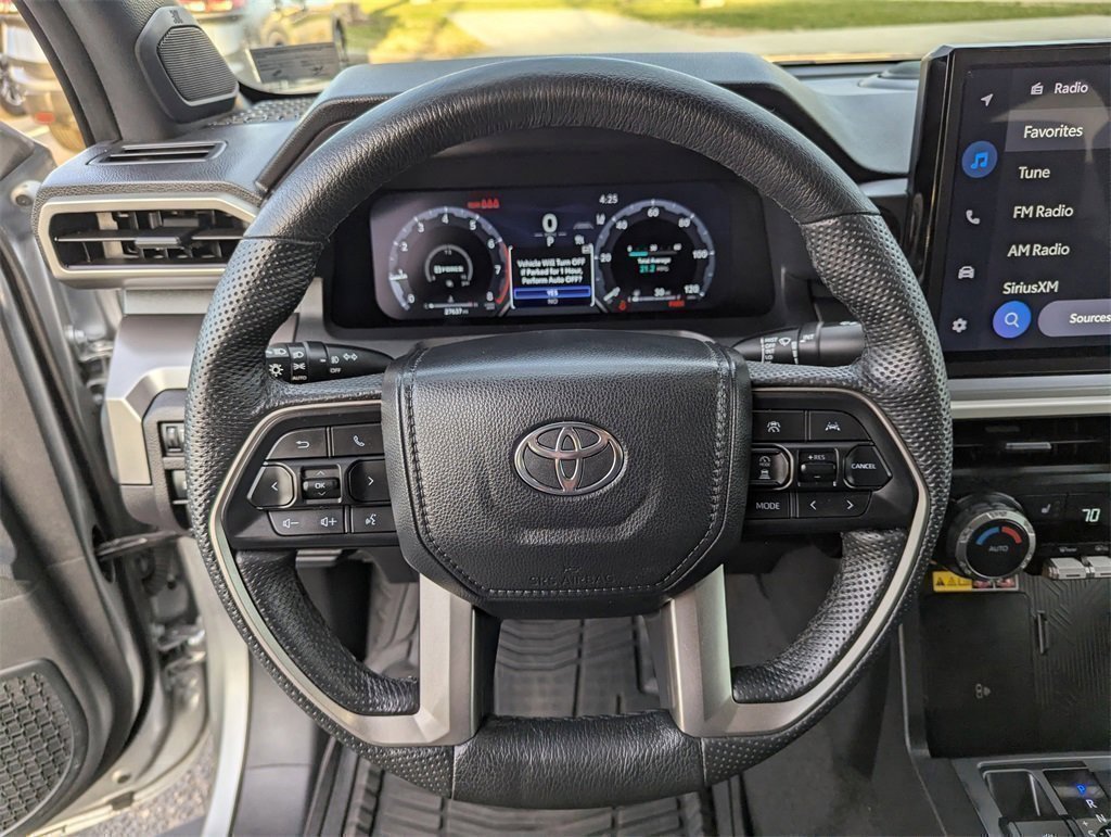 Used 2024 Toyota Tacoma TRD Off-Road image 21
