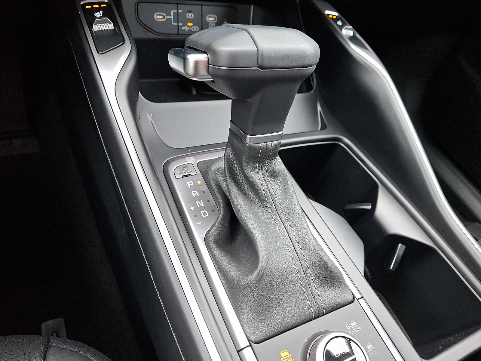 New 2026 Kia Sorento S w/ S Panoramic Sunroof Package image 11