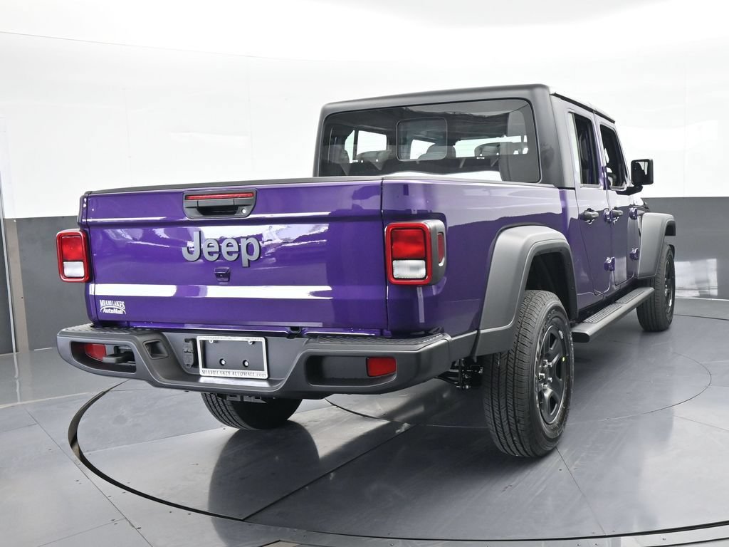 New 2026 Jeep Gladiator Sport AWD/4WD image 5