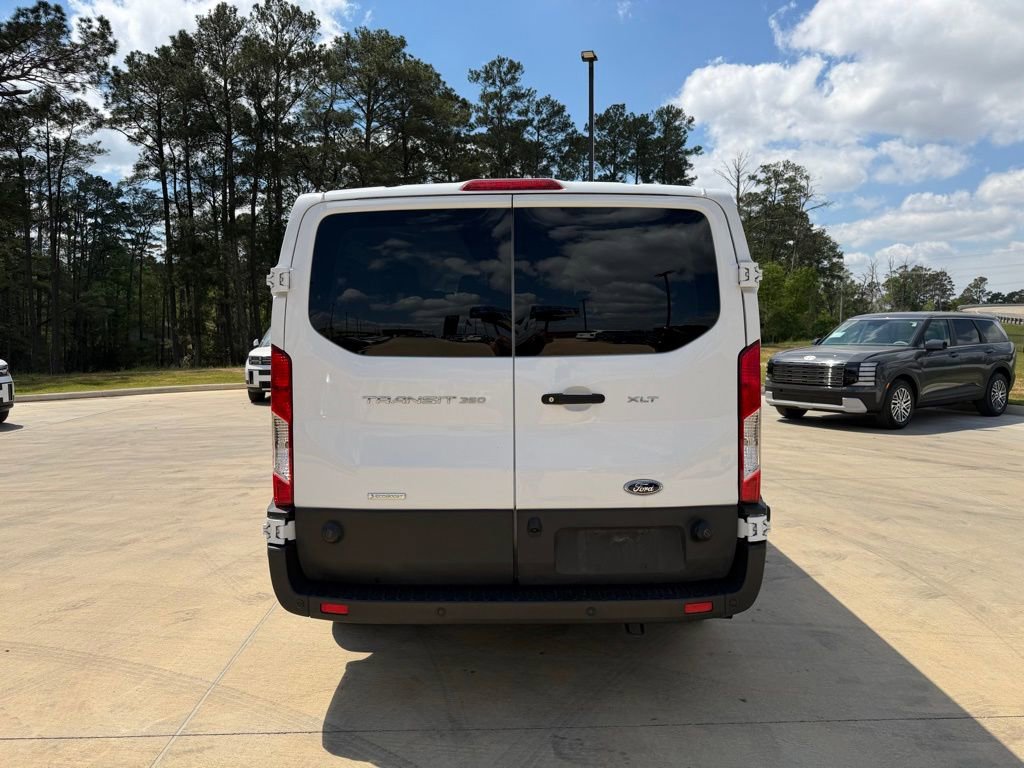 Used 2024 Ford Transit 350 XLT image 4