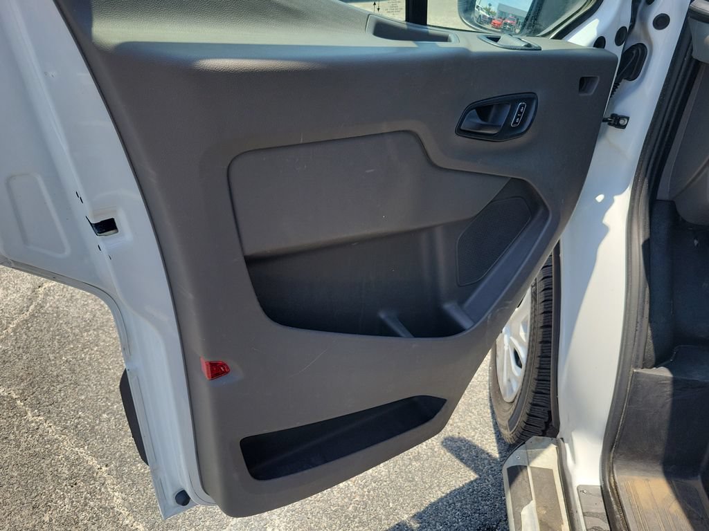 Used 2024 Ford Transit 250 Low Roof w/ Exterior Upgrade Package RWD image 16