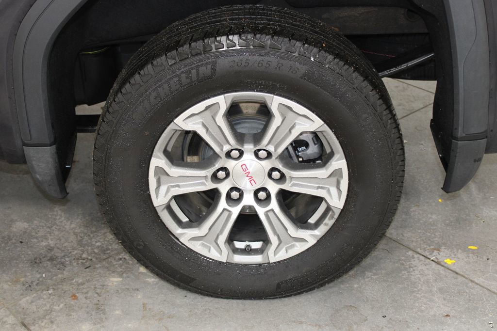 Used 2024 GMC Sierra 1500 SLT image 48