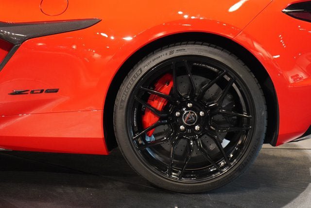 Used 2024 Chevrolet Corvette Z06 w/ Z07 Performance Package RWD image 26