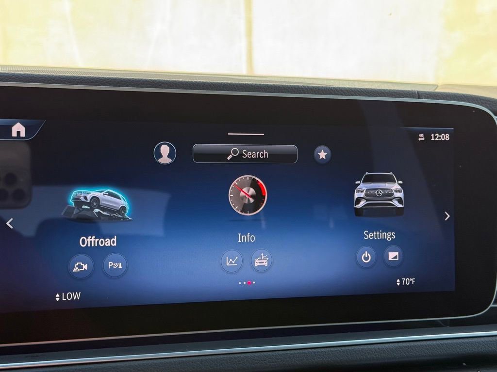 Used 2024 Mercedes-Benz GLE 350 4MATIC image 11