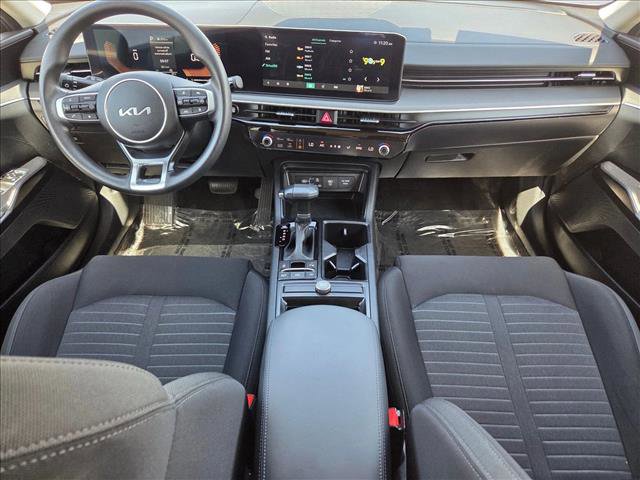 Used 2025 Kia K5 LXS image 16