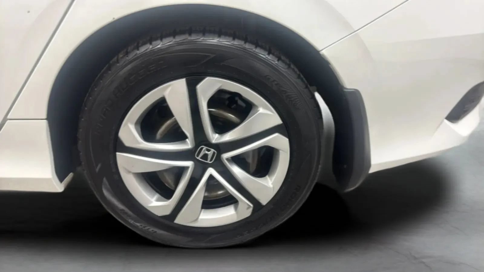Used 2017 Honda Civic LX image 31