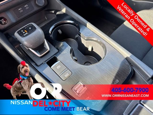 Used 2024 Nissan Rogue S FWD image 26