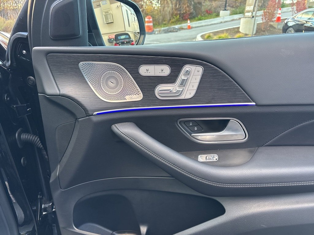 Used 2025 Mercedes-Benz GLS 450 GLS 450 image 18