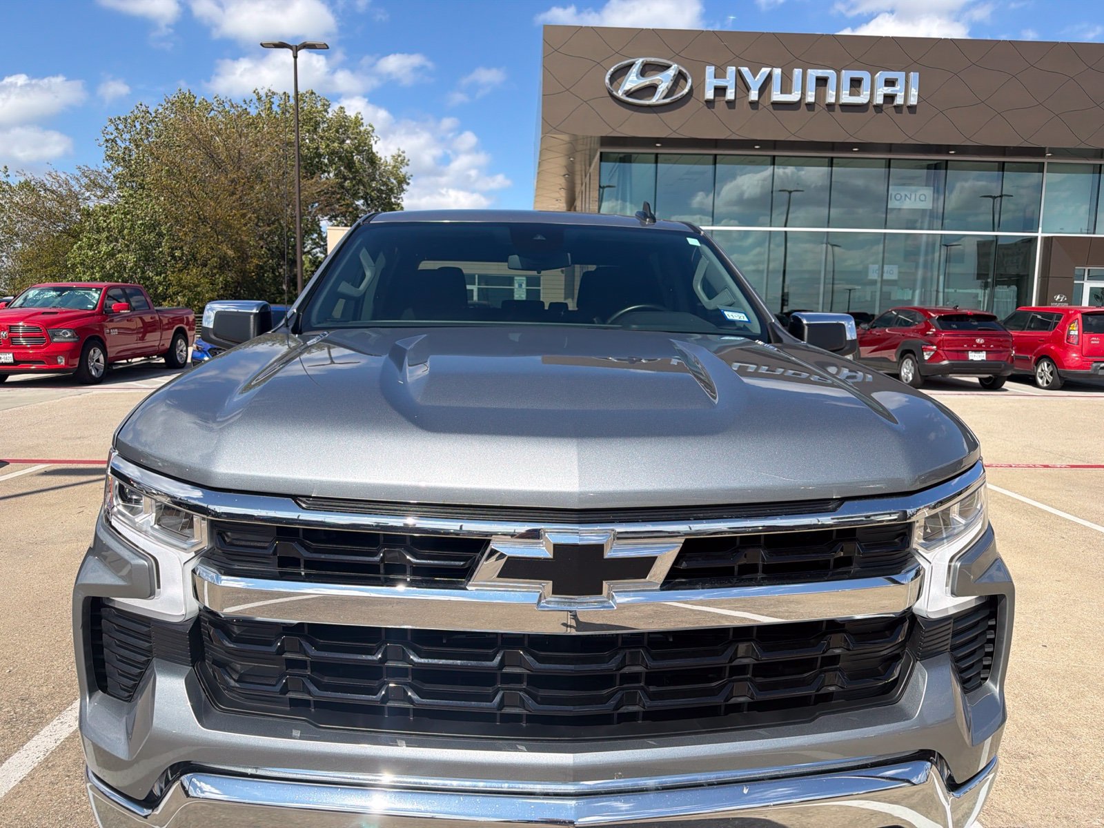 Used 2026 Chevrolet Silverado 1500 LT w/ Protection Package RWD image 2