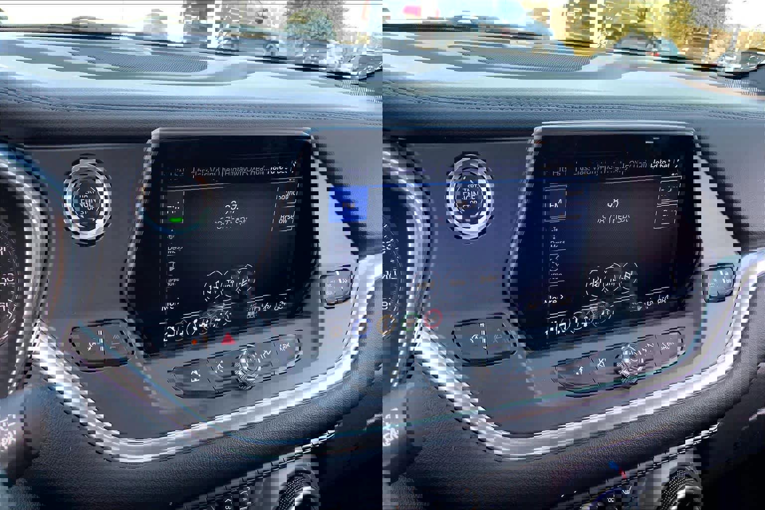 Used 2022 Chevrolet Blazer LT image 33