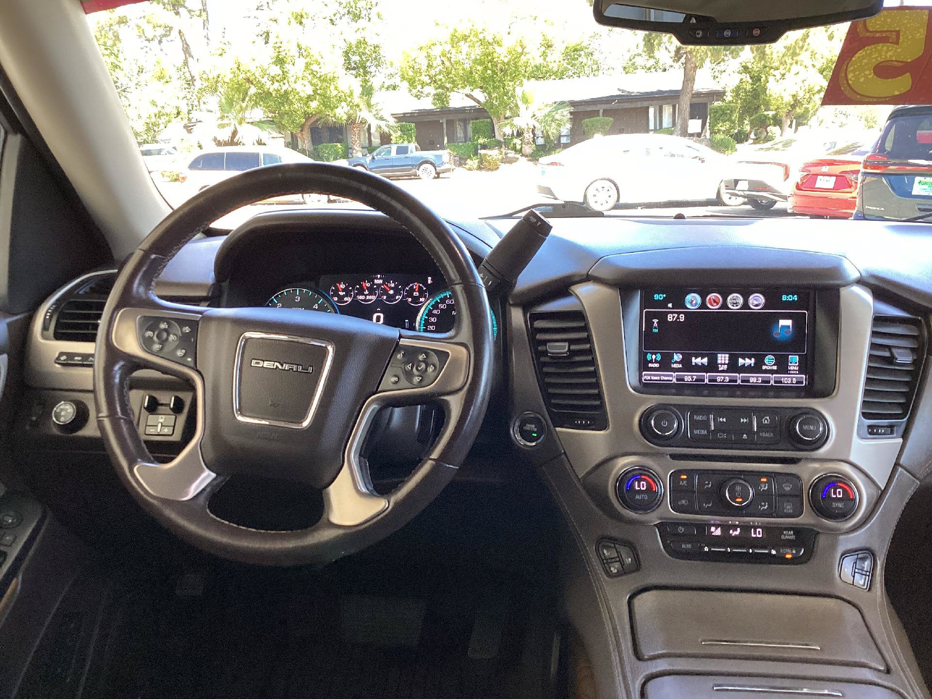 Used 2020 GMC Yukon Denali AWD/4WD image 19