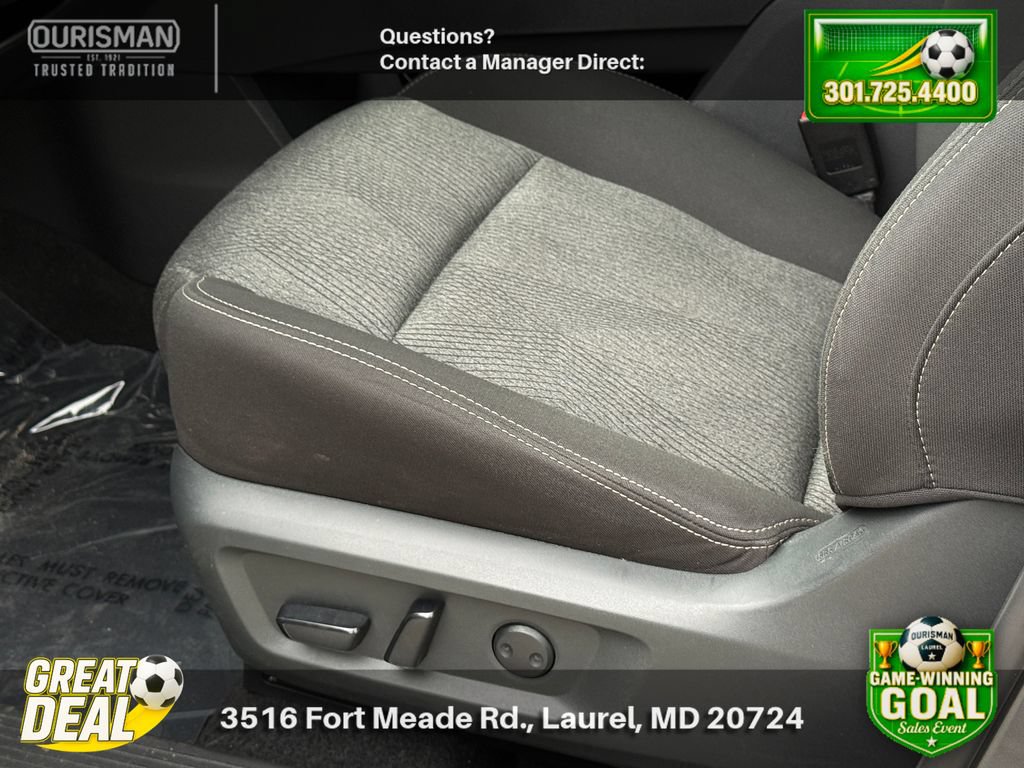 Used 2024 Nissan Rogue SV AWD/4WD image 21