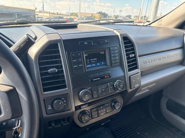 Used 2018 Ford F250 XL w/ Power Equipment Group AWD/4WD image 10