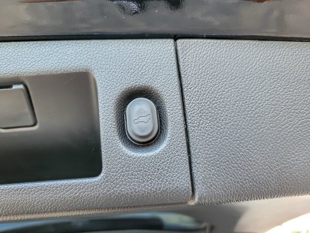 Certified 2020 Chevrolet Tahoe Premier image 21