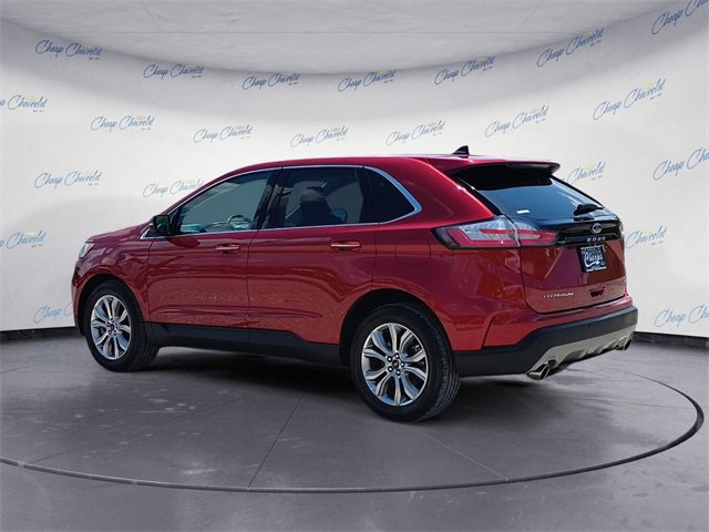 Used 2024 Ford Edge Titanium image 3