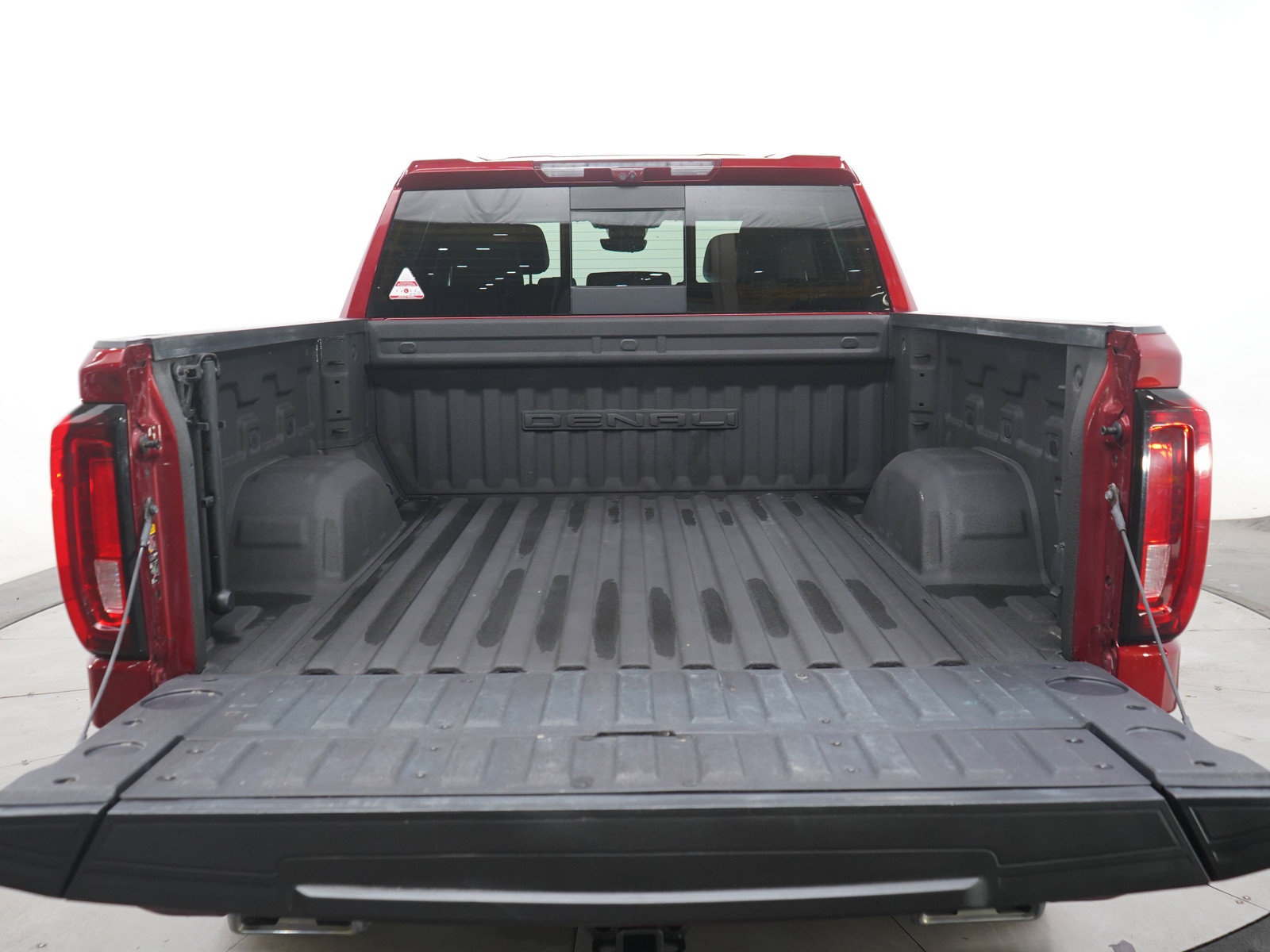 Used 2024 GMC Sierra 1500 Denali w/ Denali Reserve Package AWD/4WD image 17