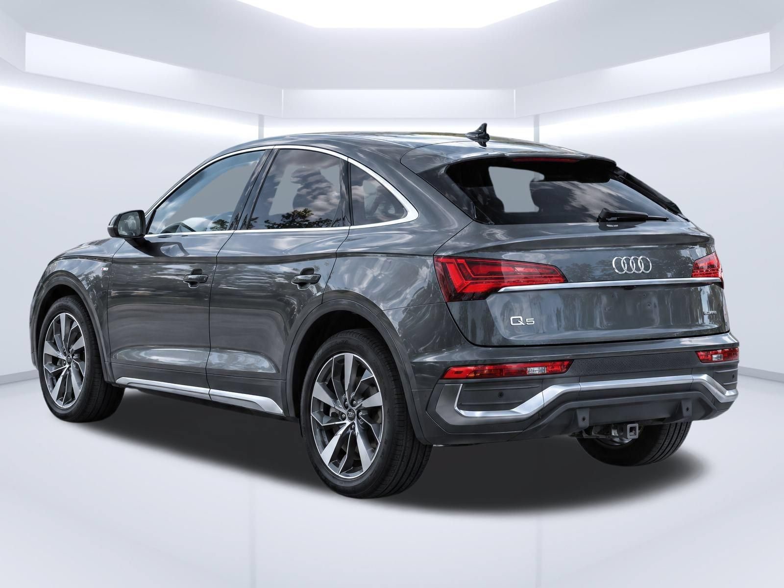 Certified 2023 Audi Q5 2.0T Premium Plus w/ Premium Plus Package AWD/4WD image 7