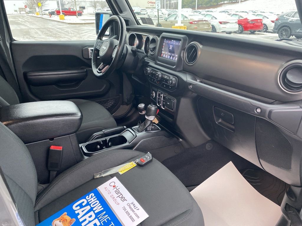 Used 2020 Jeep Gladiator Sport w/ Quick Order Package 24S image 11