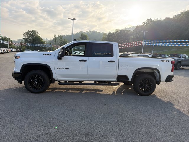 Used 2025 Chevrolet Silverado 2500 Custom w/ Custom Convenience Package AWD/4WD image 8