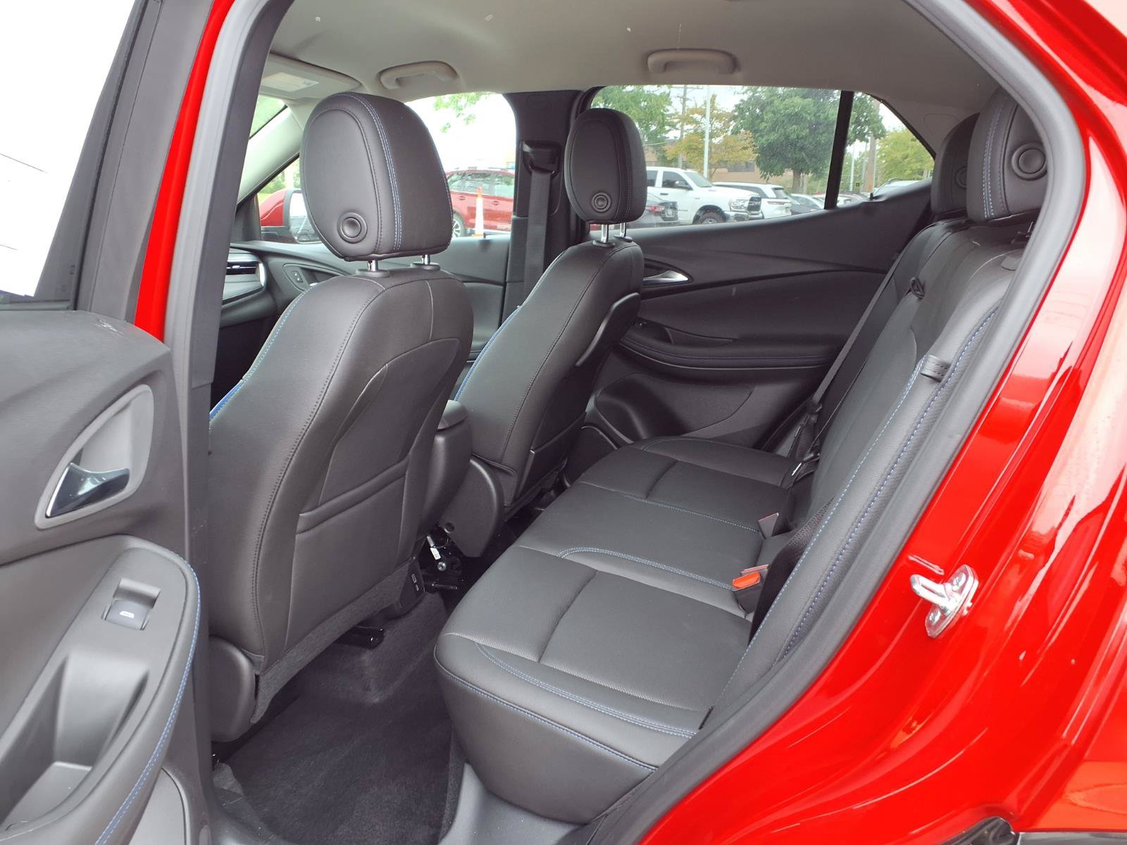 Used 2026 Buick Encore GX Sport Touring w/ Advanced Technology Package FWD image 17